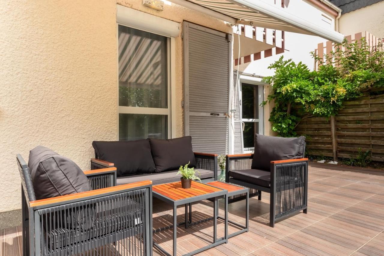 Le Garden -Maison-2Parking-Jardin-Terrasse-Babyfoot-Wifi Cergy Exterior foto